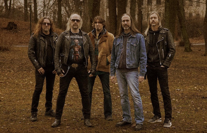 Dead Kosmonaut with Mattias Reinholdsson (bass, backing vocals)