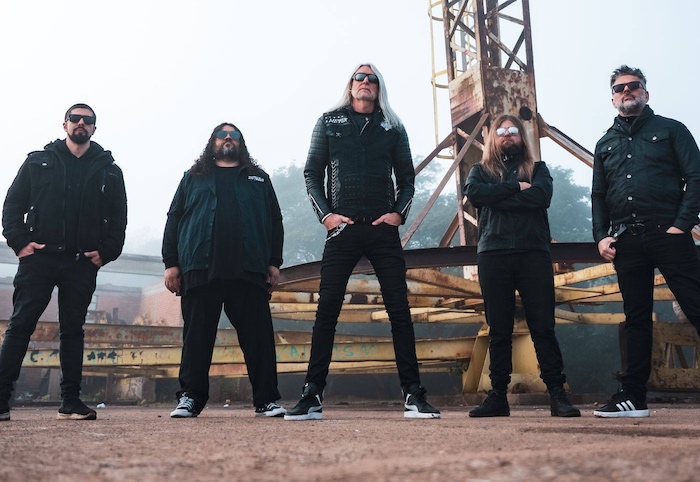 Distraught with André Meyer (vocals) and Ricardo Silveira (guitars)